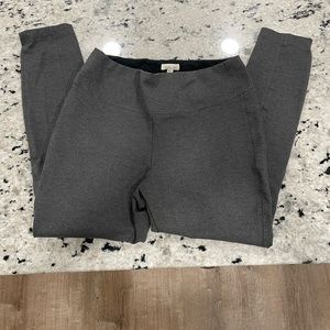 Matilda Jane Jane Ponte Leggings, gently worn, very thick material. Size Large.